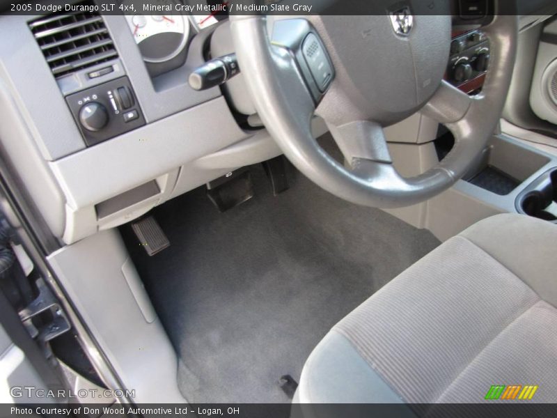 Mineral Gray Metallic / Medium Slate Gray 2005 Dodge Durango SLT 4x4