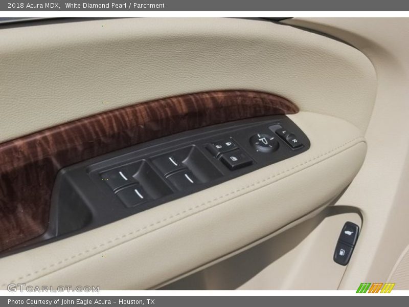 White Diamond Pearl / Parchment 2018 Acura MDX