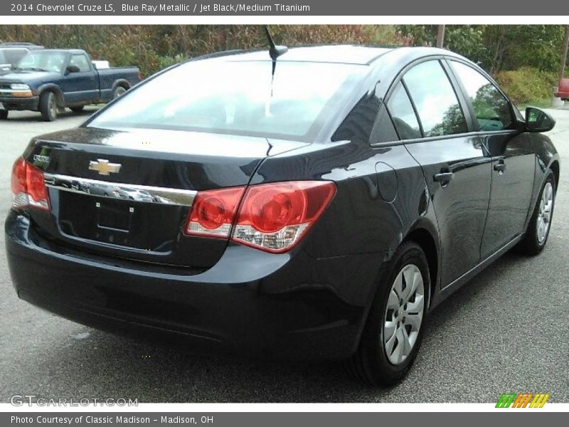 Blue Ray Metallic / Jet Black/Medium Titanium 2014 Chevrolet Cruze LS