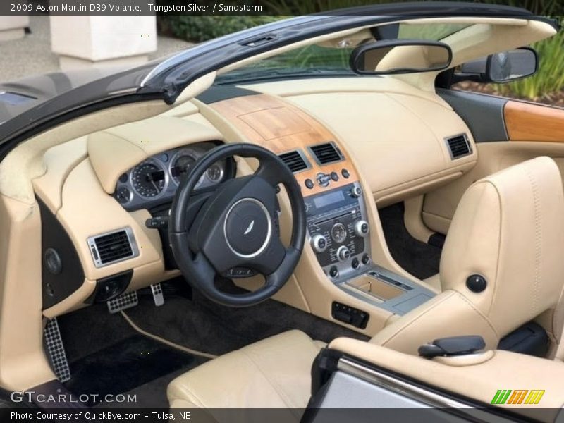 Tungsten Silver / Sandstorm 2009 Aston Martin DB9 Volante