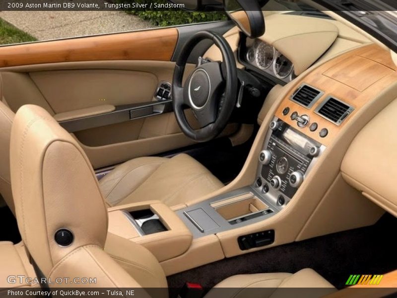 Tungsten Silver / Sandstorm 2009 Aston Martin DB9 Volante