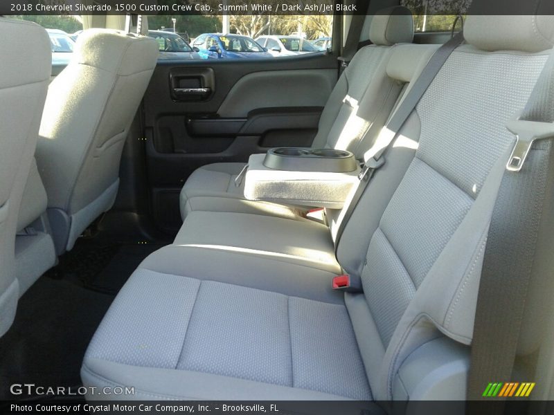 Summit White / Dark Ash/Jet Black 2018 Chevrolet Silverado 1500 Custom Crew Cab