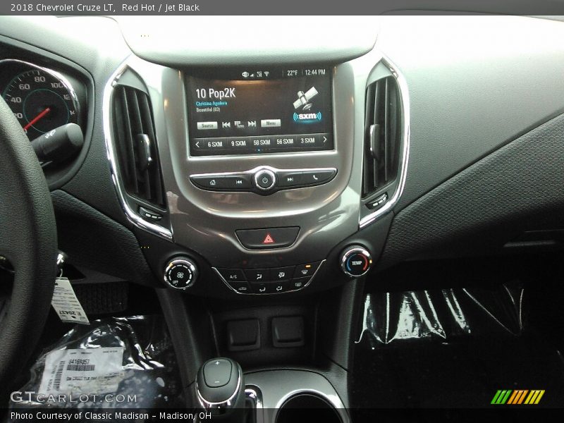 Red Hot / Jet Black 2018 Chevrolet Cruze LT