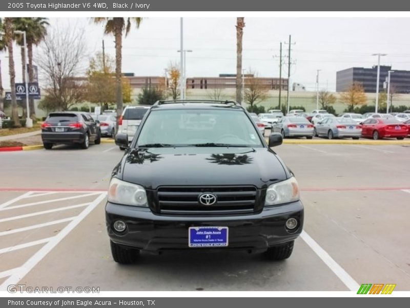 Black / Ivory 2005 Toyota Highlander V6 4WD