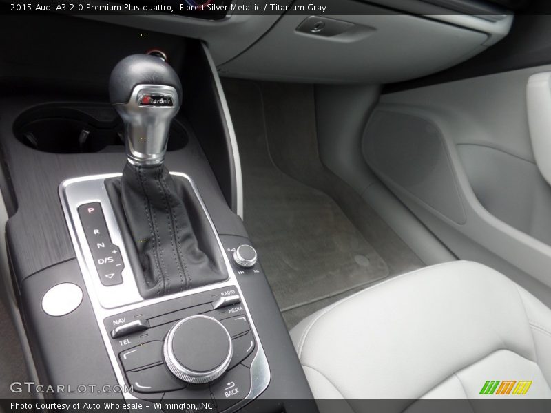 Florett Silver Metallic / Titanium Gray 2015 Audi A3 2.0 Premium Plus quattro