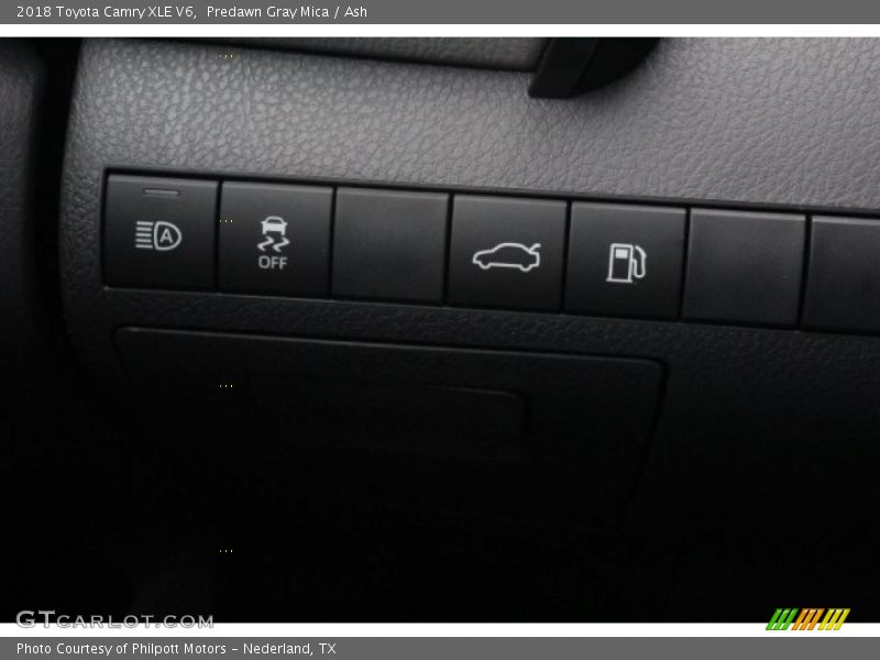 Predawn Gray Mica / Ash 2018 Toyota Camry XLE V6