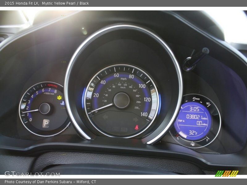 Mystic Yellow Pearl / Black 2015 Honda Fit LX