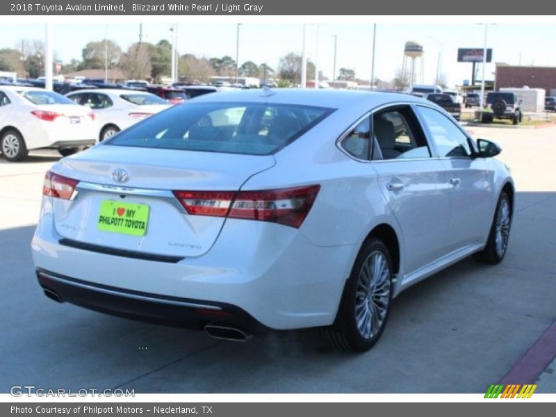 Blizzard White Pearl / Light Gray 2018 Toyota Avalon Limited