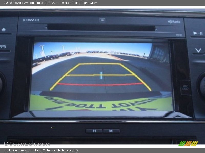 Blizzard White Pearl / Light Gray 2018 Toyota Avalon Limited