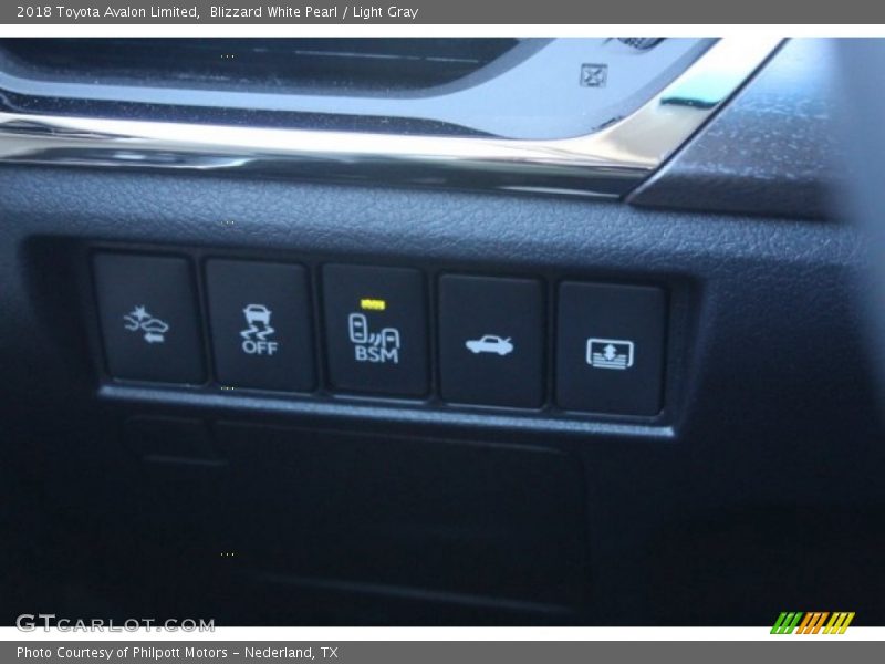 Blizzard White Pearl / Light Gray 2018 Toyota Avalon Limited