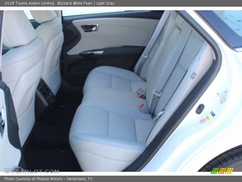 Blizzard White Pearl / Light Gray 2018 Toyota Avalon Limited