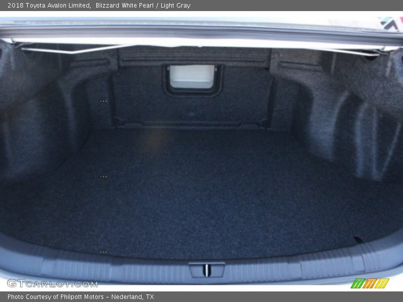 Blizzard White Pearl / Light Gray 2018 Toyota Avalon Limited