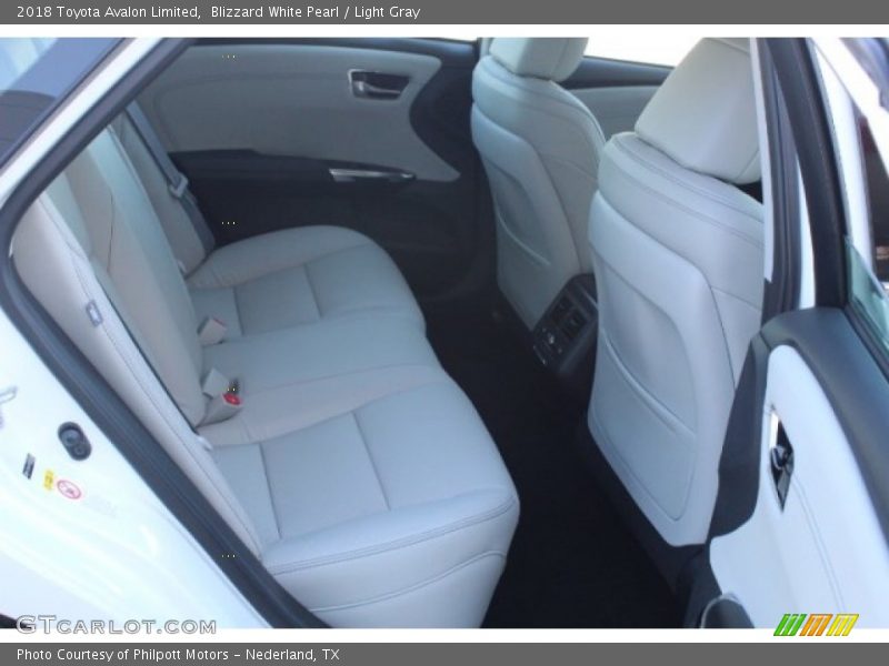Blizzard White Pearl / Light Gray 2018 Toyota Avalon Limited