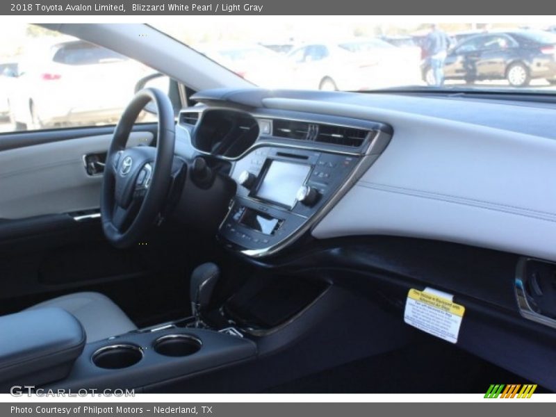 Blizzard White Pearl / Light Gray 2018 Toyota Avalon Limited