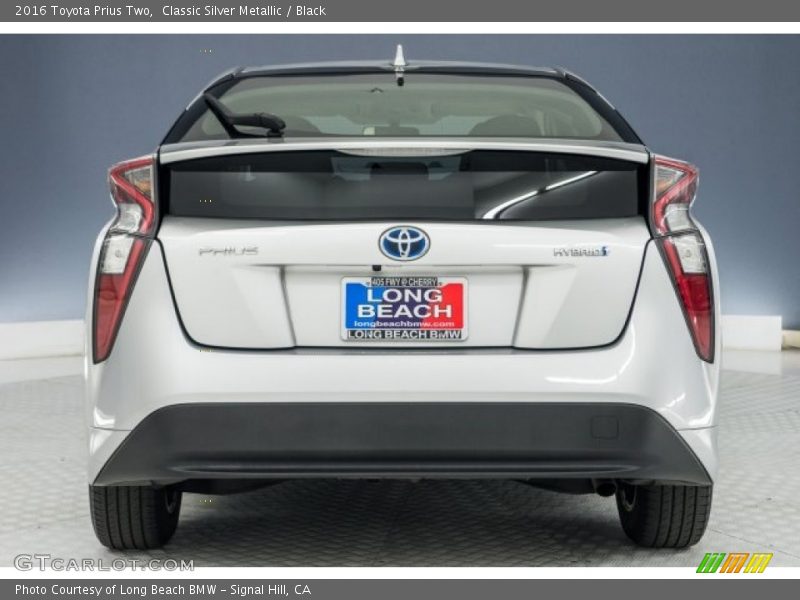 Classic Silver Metallic / Black 2016 Toyota Prius Two