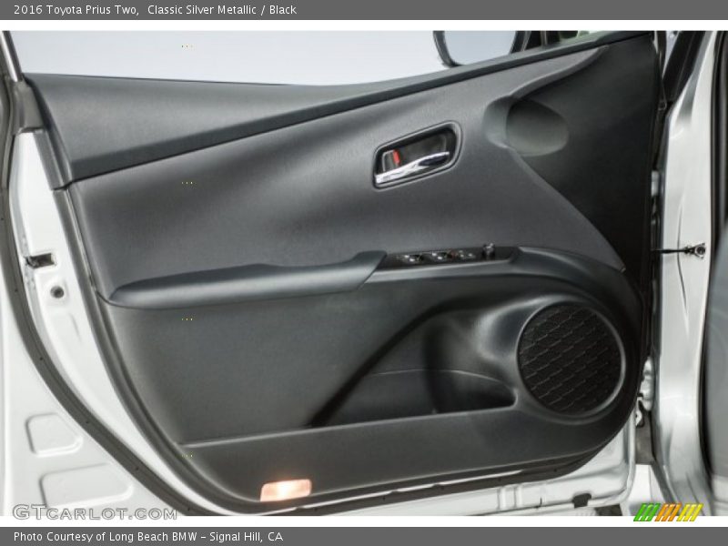 Classic Silver Metallic / Black 2016 Toyota Prius Two