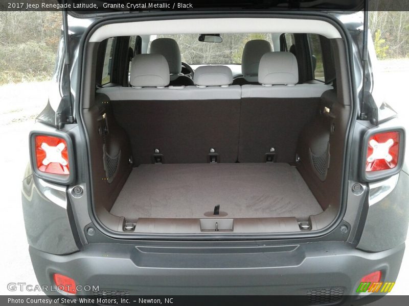 Granite Crystal Metallic / Black 2017 Jeep Renegade Latitude