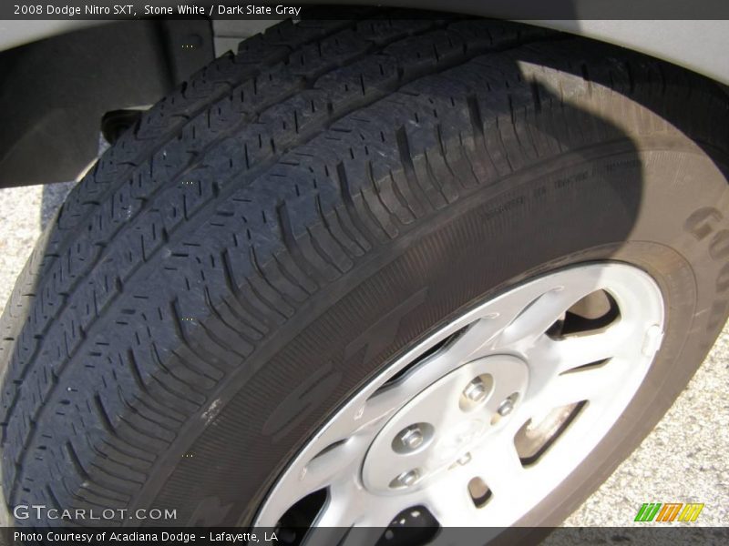 Stone White / Dark Slate Gray 2008 Dodge Nitro SXT