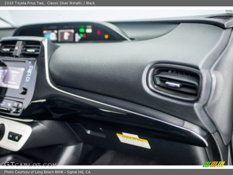 Classic Silver Metallic / Black 2016 Toyota Prius Two
