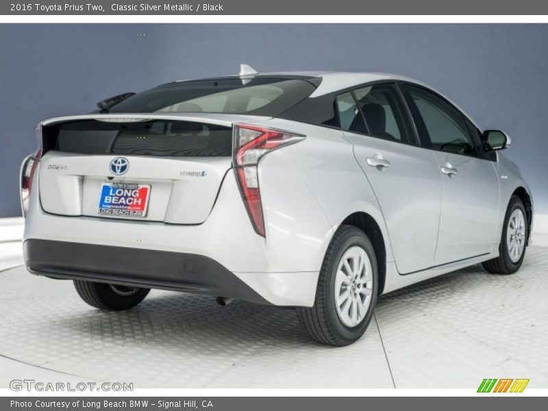 Classic Silver Metallic / Black 2016 Toyota Prius Two