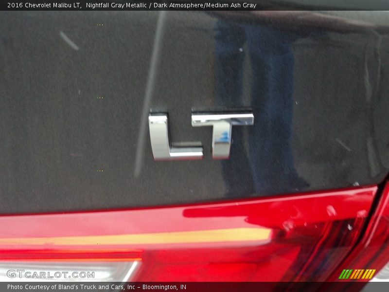 Nightfall Gray Metallic / Dark Atmosphere/Medium Ash Gray 2016 Chevrolet Malibu LT