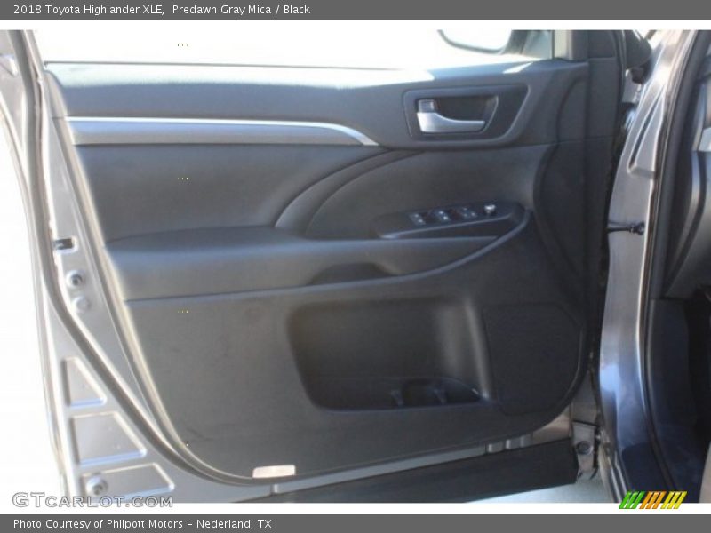 Predawn Gray Mica / Black 2018 Toyota Highlander XLE