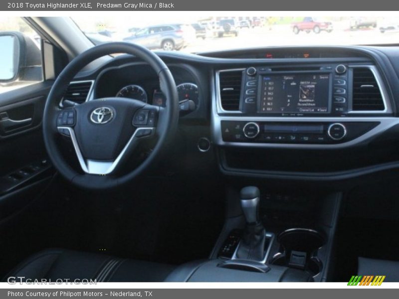 Predawn Gray Mica / Black 2018 Toyota Highlander XLE