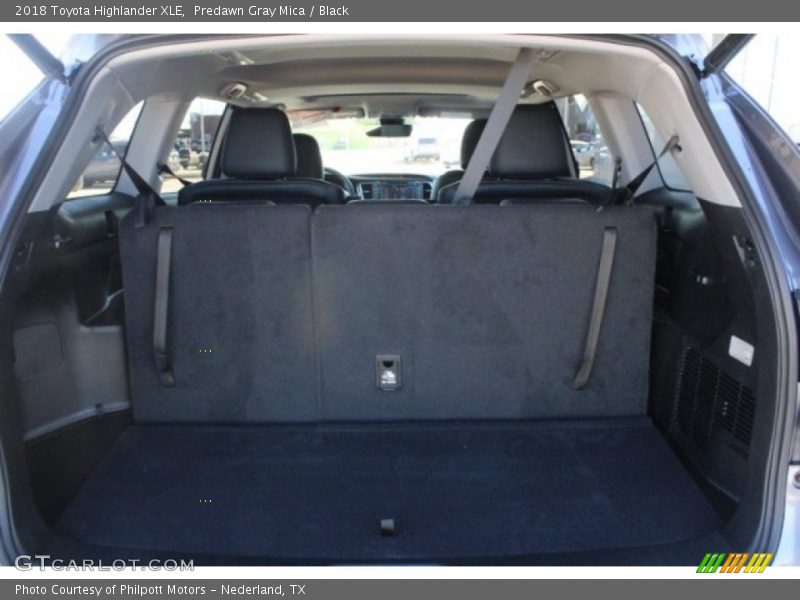 Predawn Gray Mica / Black 2018 Toyota Highlander XLE