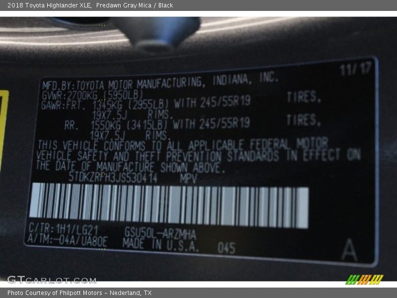 Predawn Gray Mica / Black 2018 Toyota Highlander XLE