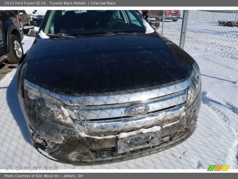 Tuxedo Black Metallic / Charcoal Black 2010 Ford Fusion SE V6