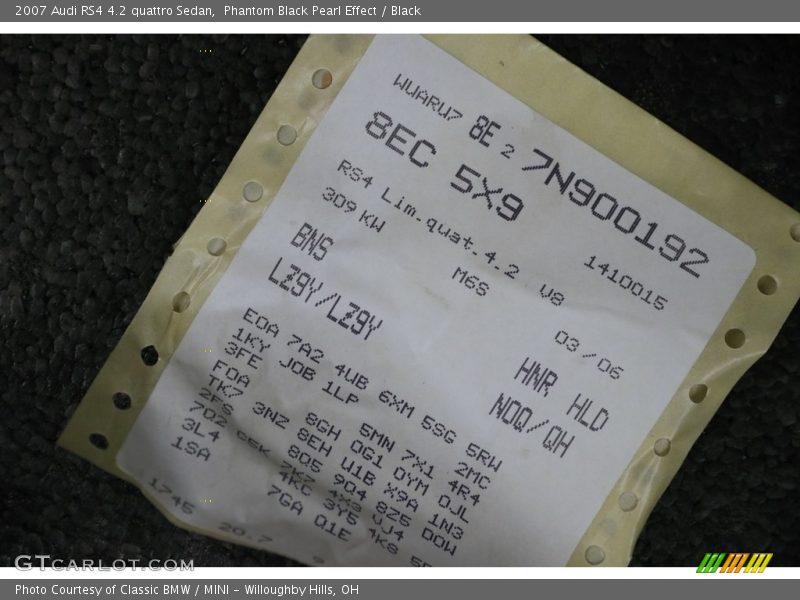 Phantom Black Pearl Effect / Black 2007 Audi RS4 4.2 quattro Sedan