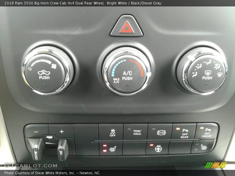 Bright White / Black/Diesel Gray 2018 Ram 3500 Big Horn Crew Cab 4x4 Dual Rear Wheel