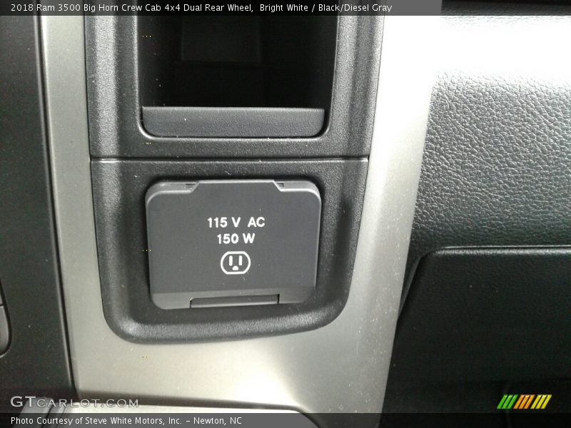 Bright White / Black/Diesel Gray 2018 Ram 3500 Big Horn Crew Cab 4x4 Dual Rear Wheel