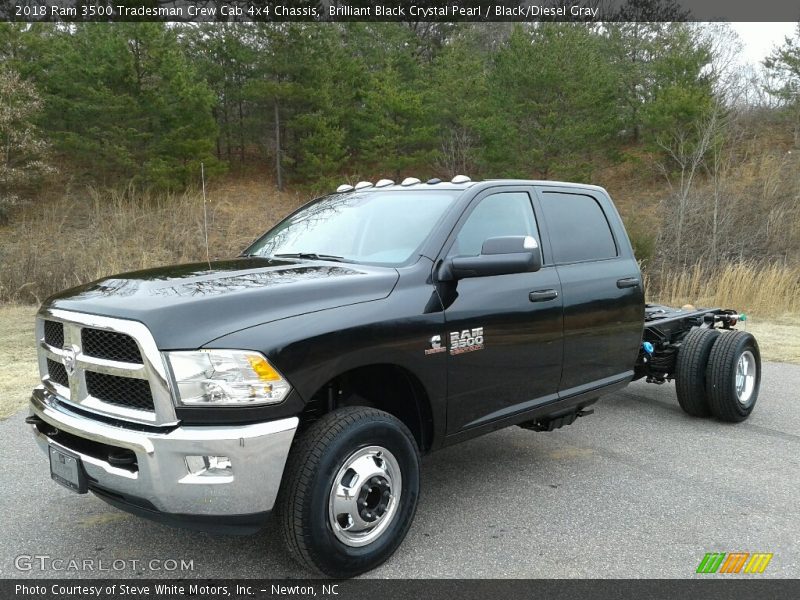 Brilliant Black Crystal Pearl / Black/Diesel Gray 2018 Ram 3500 Tradesman Crew Cab 4x4 Chassis