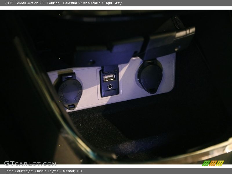 Celestial Silver Metallic / Light Gray 2015 Toyota Avalon XLE Touring