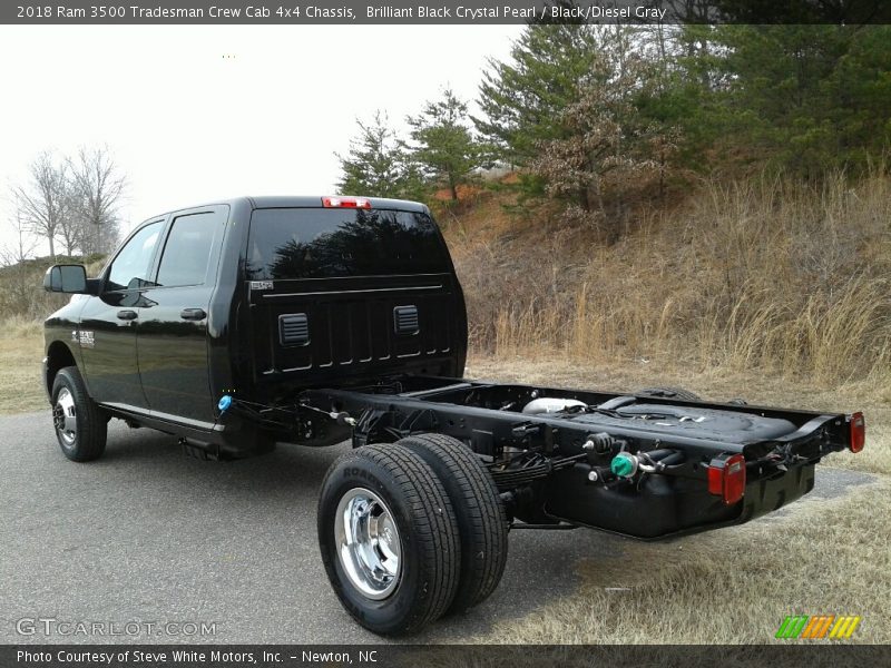 Brilliant Black Crystal Pearl / Black/Diesel Gray 2018 Ram 3500 Tradesman Crew Cab 4x4 Chassis
