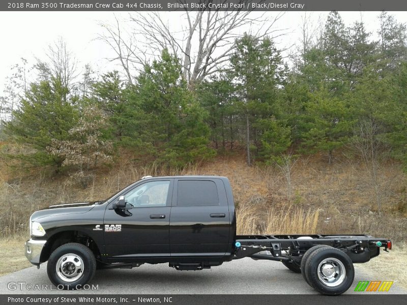 Brilliant Black Crystal Pearl / Black/Diesel Gray 2018 Ram 3500 Tradesman Crew Cab 4x4 Chassis