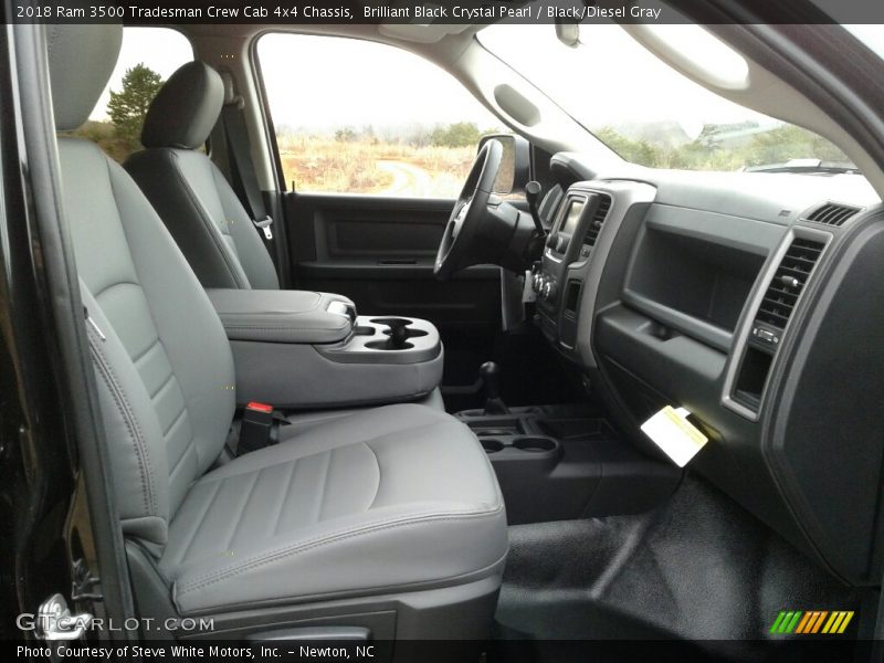 Brilliant Black Crystal Pearl / Black/Diesel Gray 2018 Ram 3500 Tradesman Crew Cab 4x4 Chassis