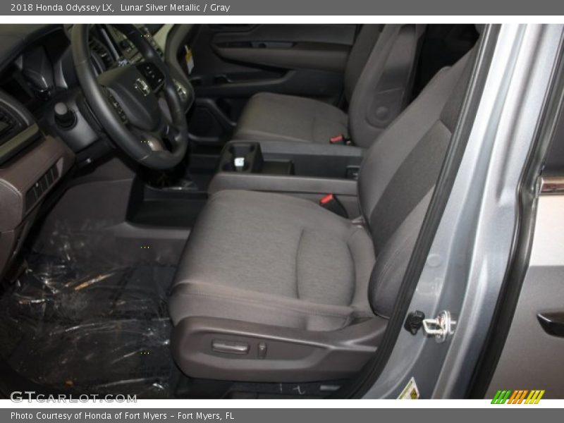 Lunar Silver Metallic / Gray 2018 Honda Odyssey LX