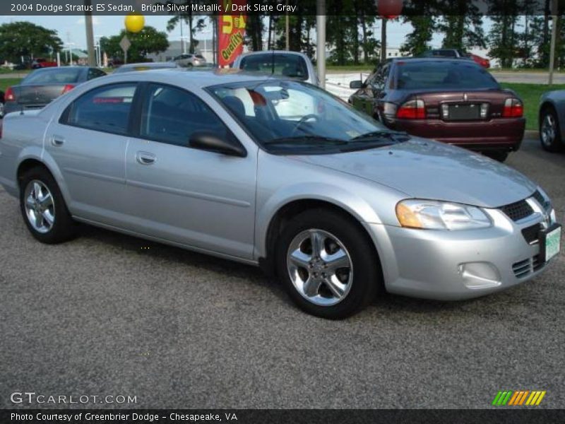 Bright Silver Metallic / Dark Slate Gray 2004 Dodge Stratus ES Sedan