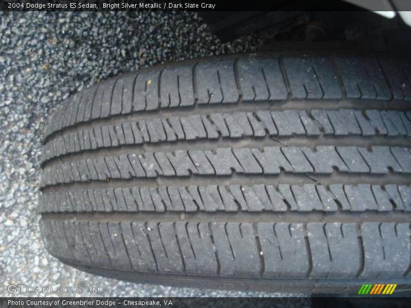 Bright Silver Metallic / Dark Slate Gray 2004 Dodge Stratus ES Sedan