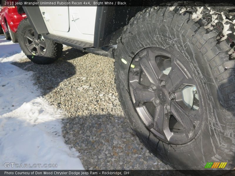 Bright White / Black 2018 Jeep Wrangler Unlimited Rubicon Recon 4x4