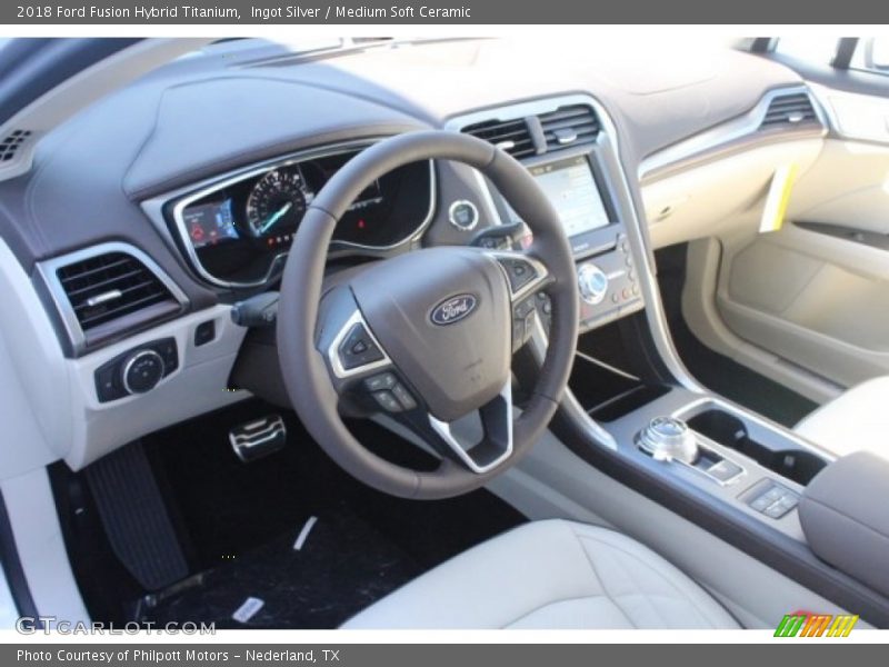Ingot Silver / Medium Soft Ceramic 2018 Ford Fusion Hybrid Titanium
