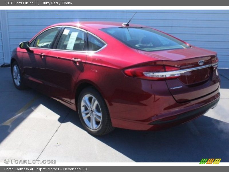 Ruby Red / Ebony 2018 Ford Fusion SE
