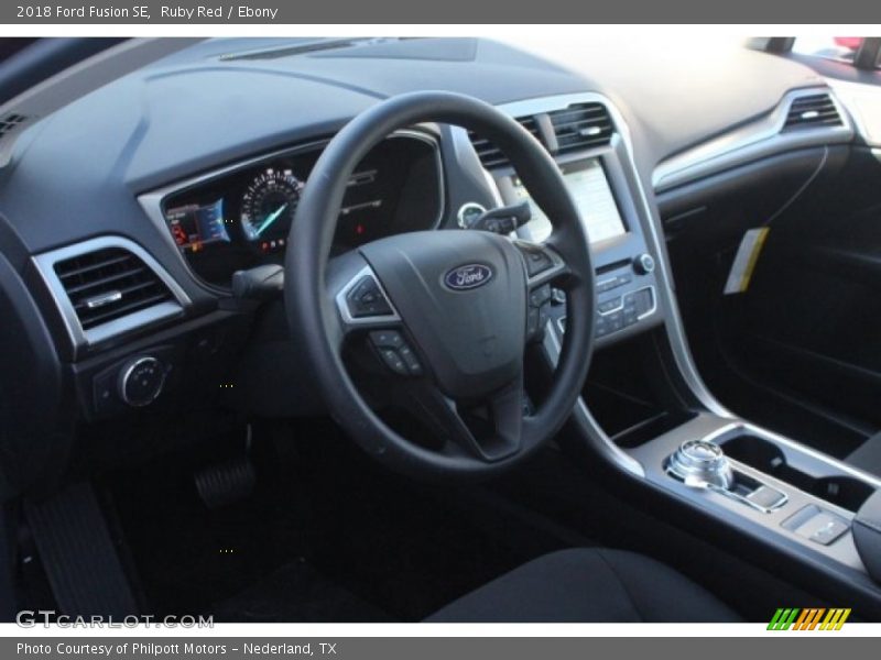 Ruby Red / Ebony 2018 Ford Fusion SE