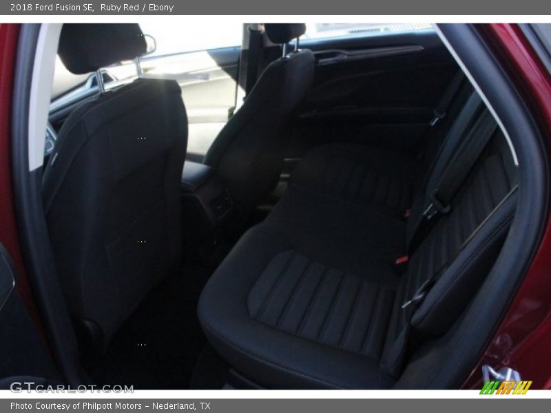Ruby Red / Ebony 2018 Ford Fusion SE