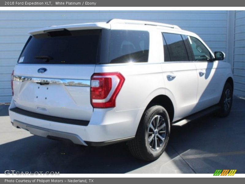 White Platinum / Ebony 2018 Ford Expedition XLT