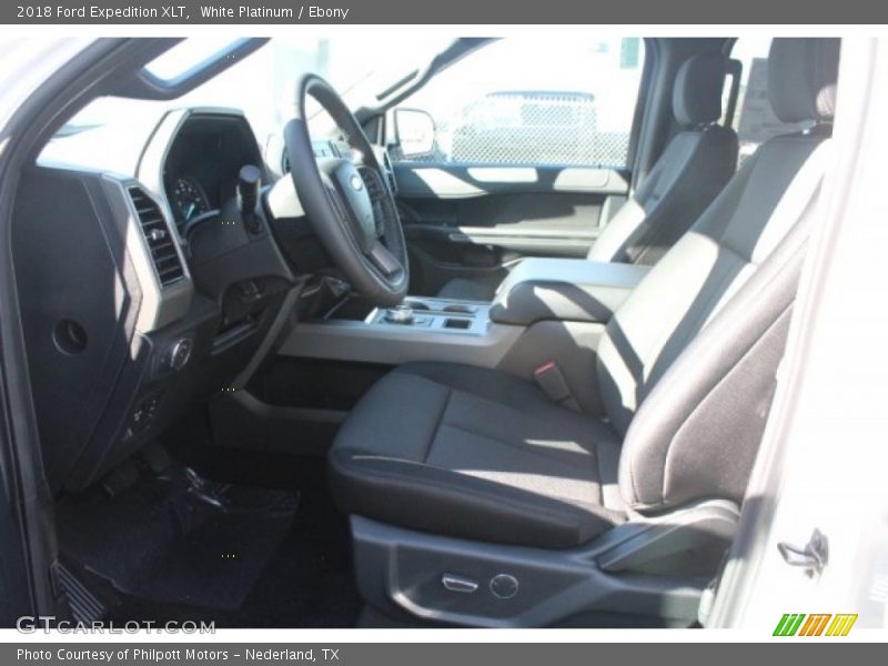 White Platinum / Ebony 2018 Ford Expedition XLT