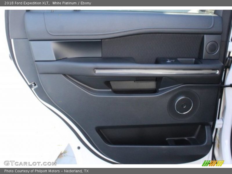 White Platinum / Ebony 2018 Ford Expedition XLT