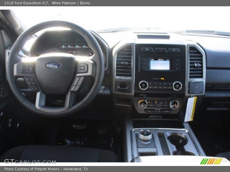 White Platinum / Ebony 2018 Ford Expedition XLT